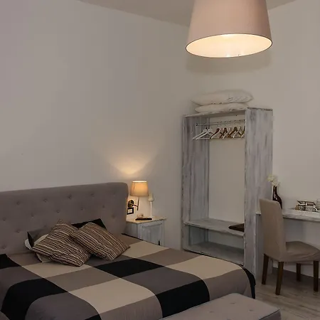 7 Bed & Breakfast Pisa